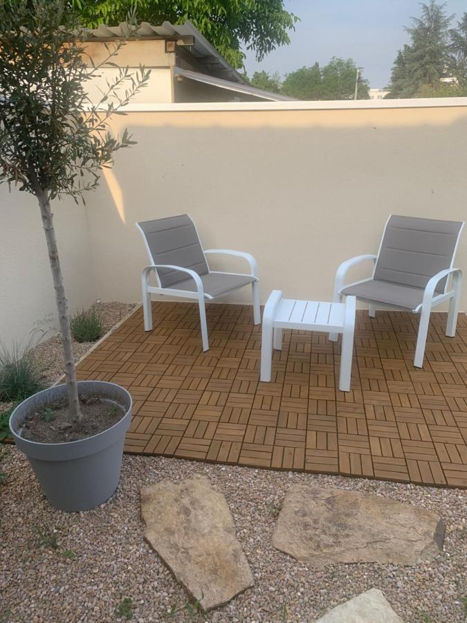 Villa Bleu Marine Chic Calme Et Jardin Andrezieux-Boutheon Zewnętrze zdjęcie